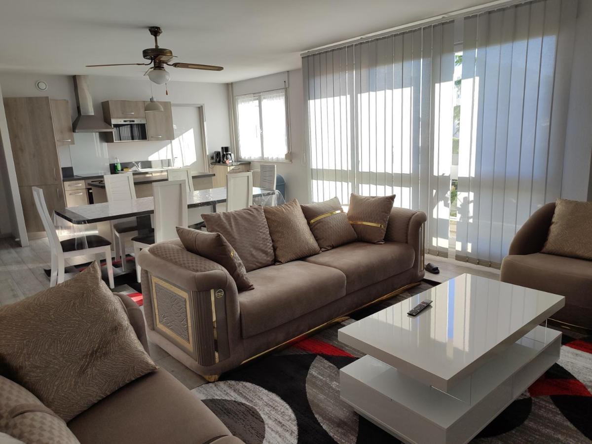 Grand Et Superbe Appartement Proche Paris Creil Luaran gambar