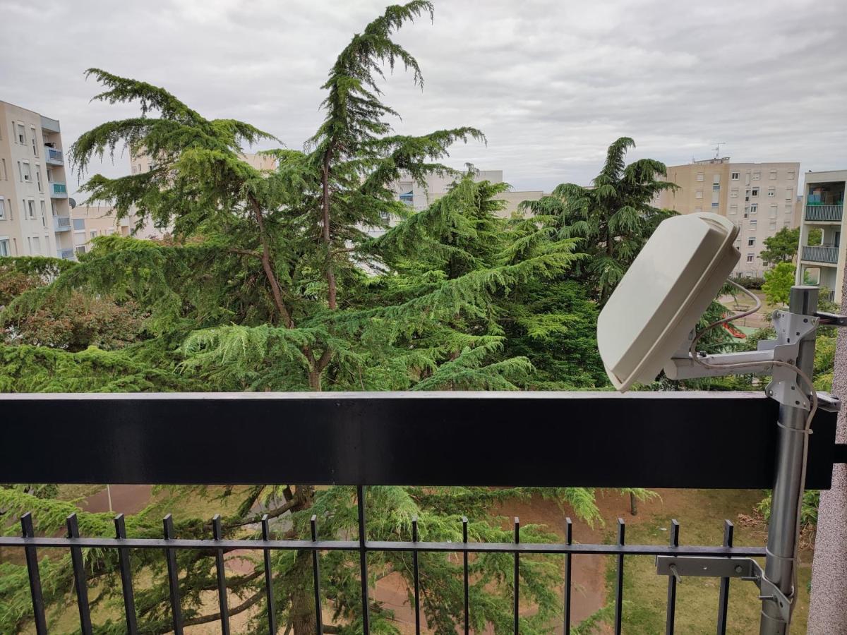 Grand Et Superbe Appartement Proche Paris Creil Luaran gambar
