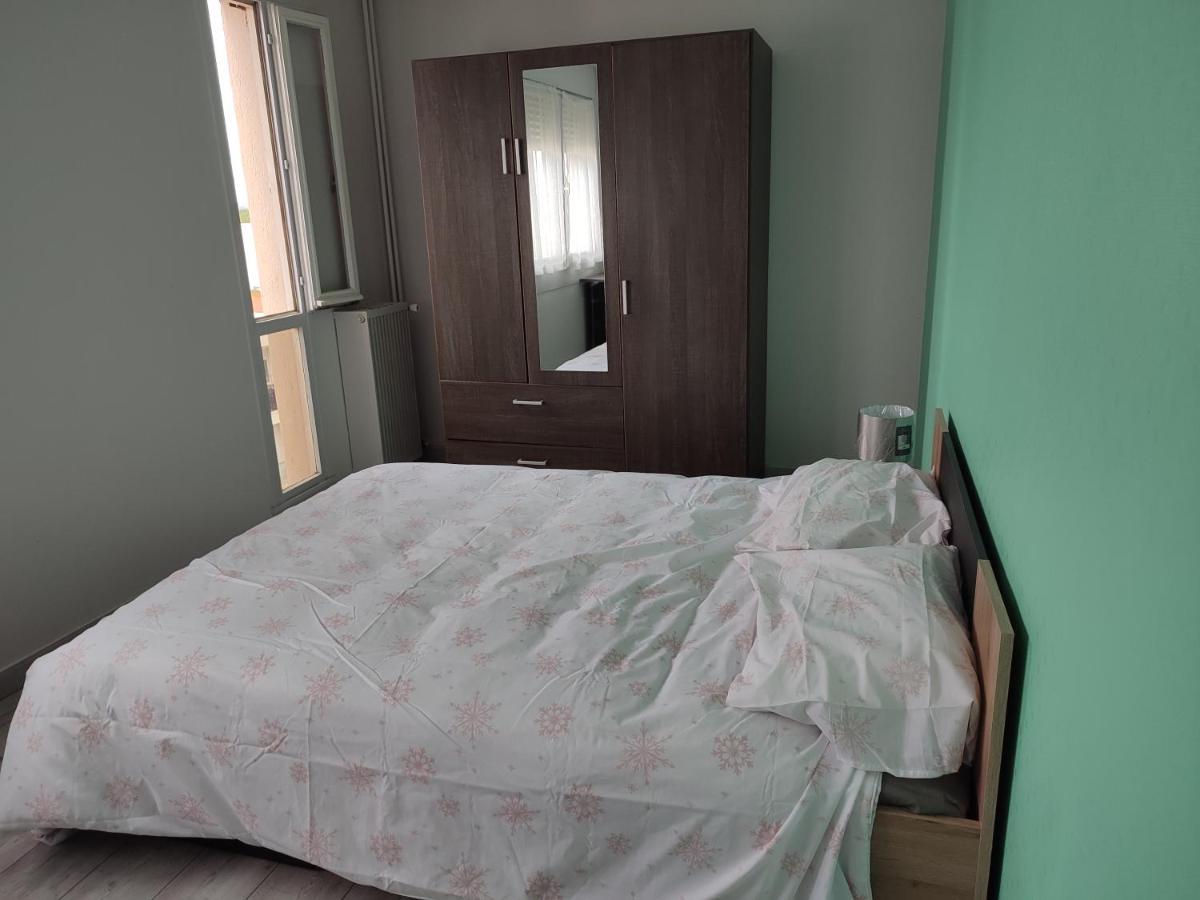 Grand Et Superbe Appartement Proche Paris Creil Luaran gambar