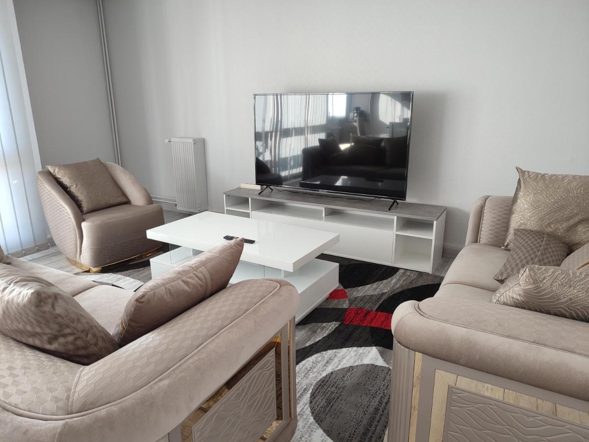 Grand Et Superbe Appartement Proche Paris Creil Luaran gambar